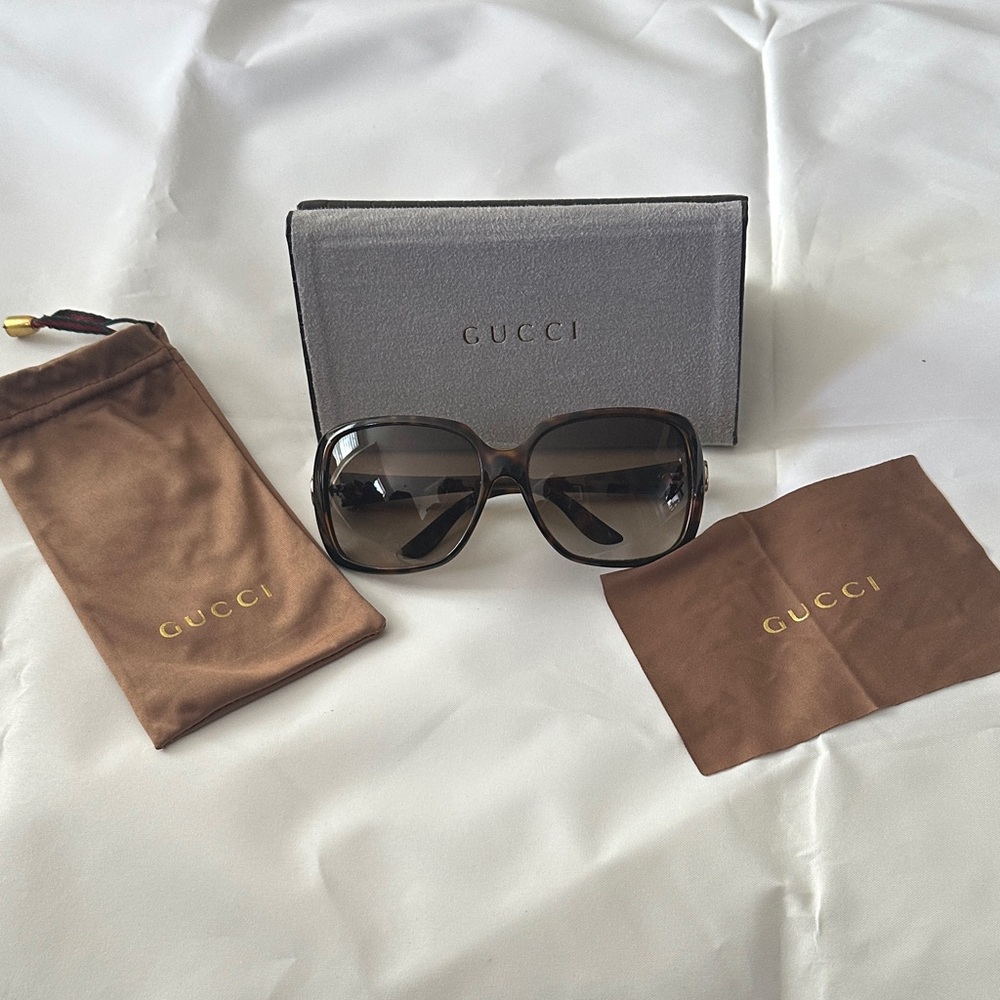 🕶️ GUCCI Women's Dark Brown Sunglasses